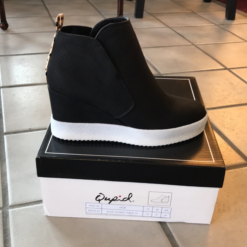 Cute Women’s Wedges